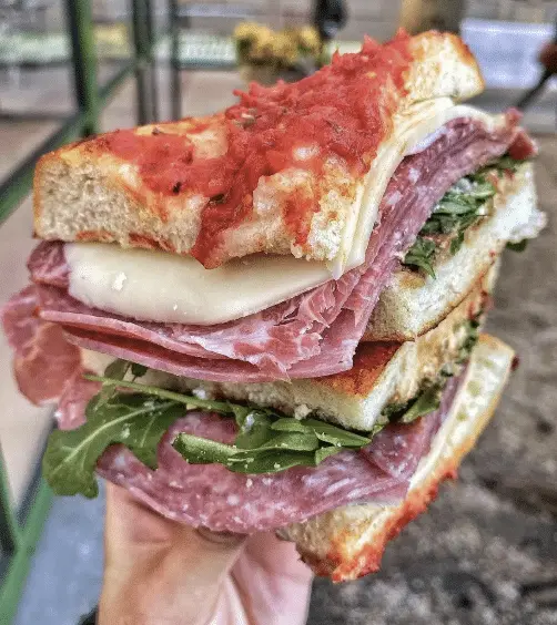 Italian sub.