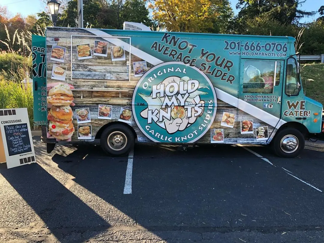 Hold My Knots Food Truck