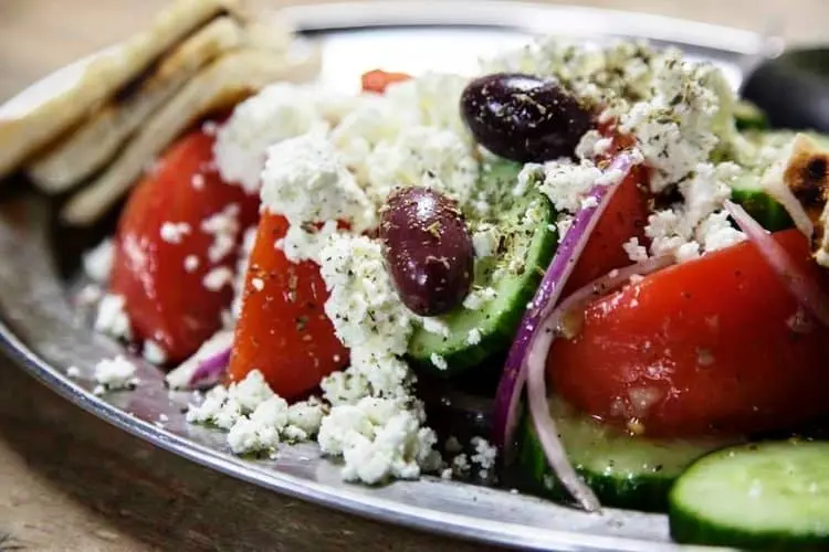 Souvlaki gr greek salad